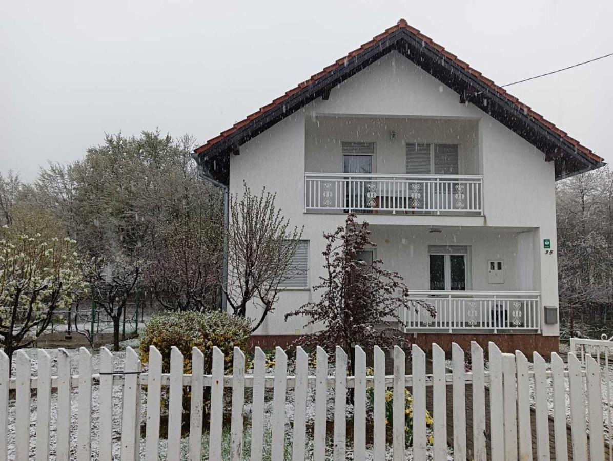 Plitvice Oaza Mira Villa Smoljanac Exteriör bild